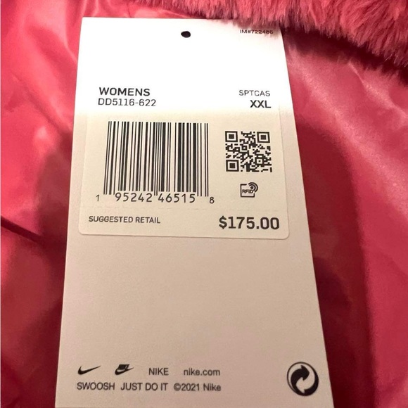Nike Women’s Faux Fur Sportswear Pink Jacket - Picture 14 of 14